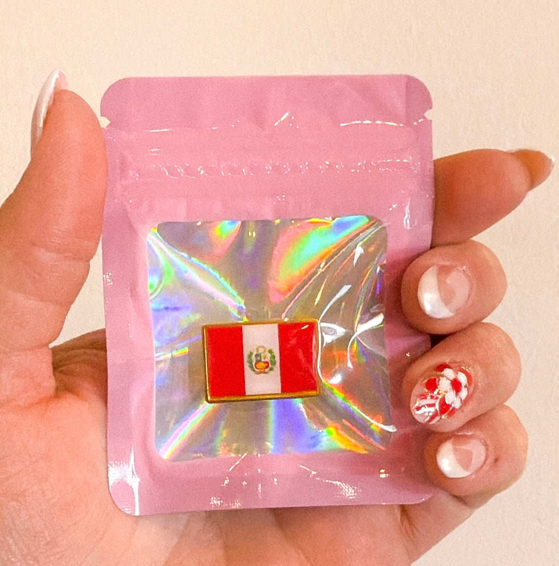 PERU FLAG PIN 🇵🇪